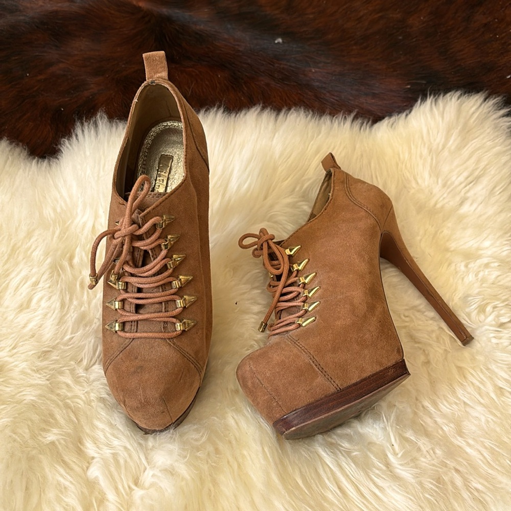Suede lace up heel